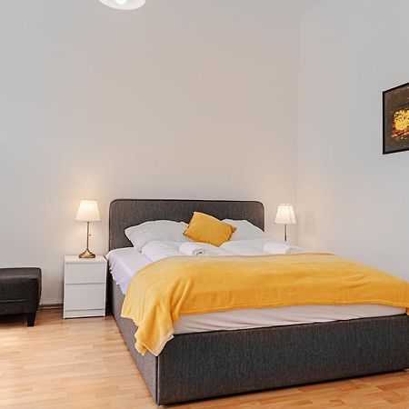 Pleasing 2Br Apt. Akh-Perfect For Groups ウィーン エクステリア 写真