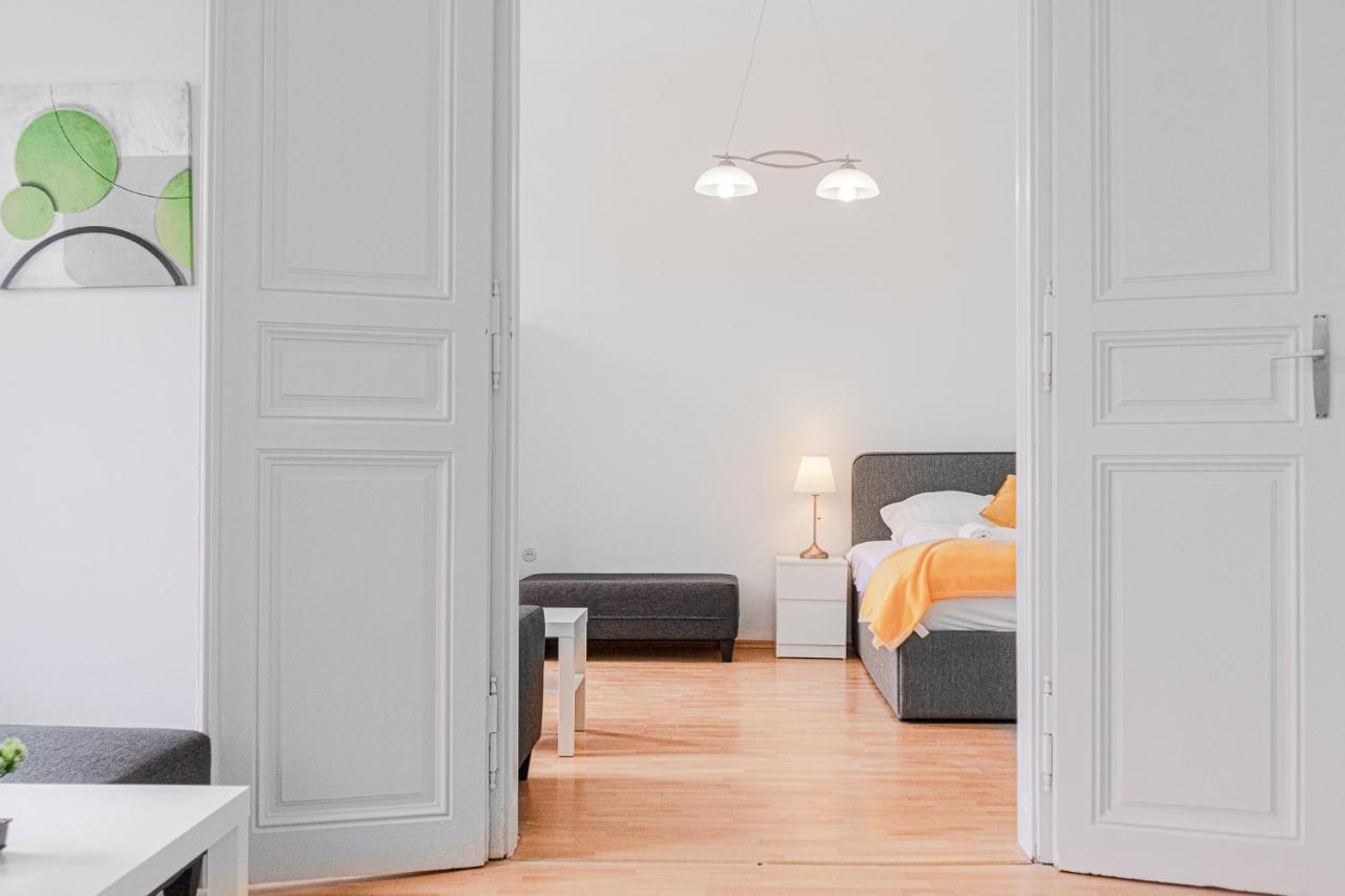 Pleasing 2Br Apt. Akh-Perfect For Groups ウィーン エクステリア 写真