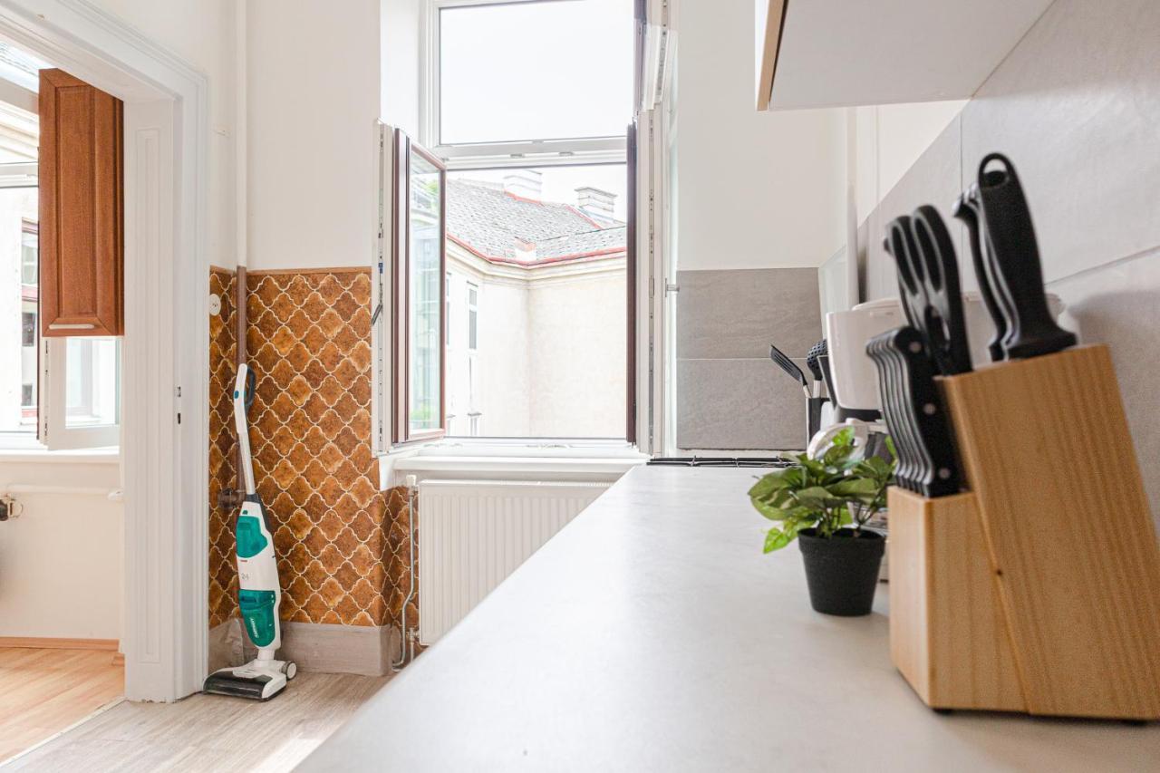 Pleasing 2Br Apt. Akh-Perfect For Groups ウィーン エクステリア 写真