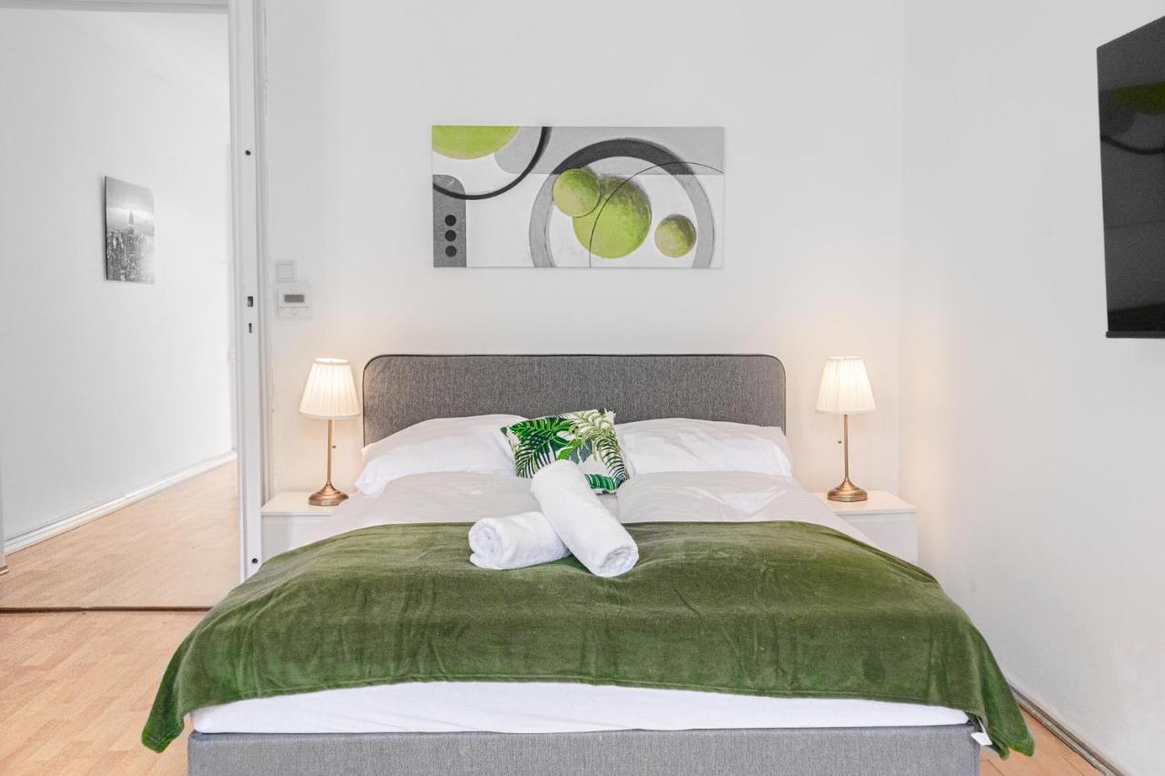 Pleasing 2Br Apt. Akh-Perfect For Groups ウィーン エクステリア 写真